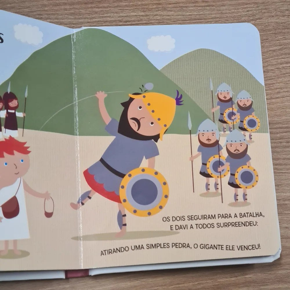 Minha Primeira Bíblia para Meninas | Capa almofadada | Ciranda Cultutral