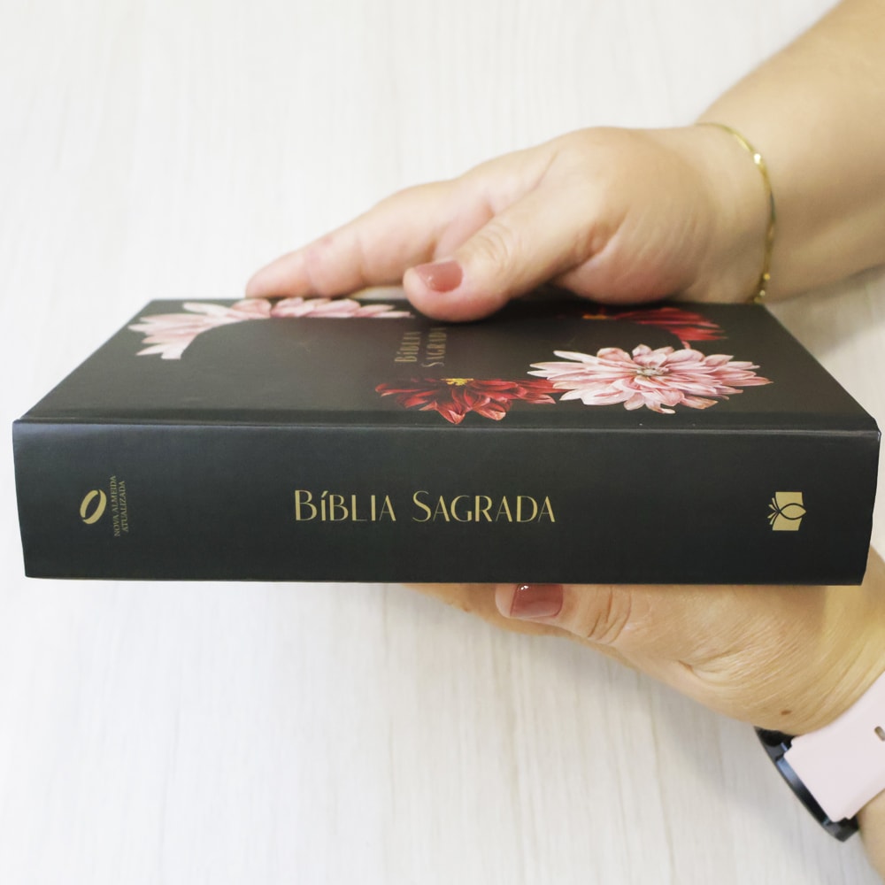 Bíblia Sagrada Crisântemo | NAA | Letra Maior| Capa Dura