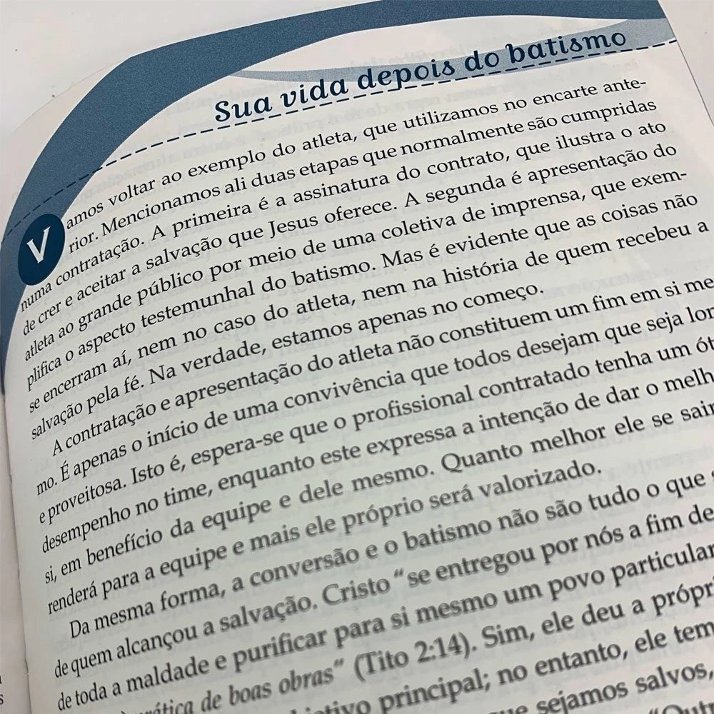 Bíblia Sagrada Presente de Batismo Azul | NVI | Capa Flexível | Acabamento Luxo