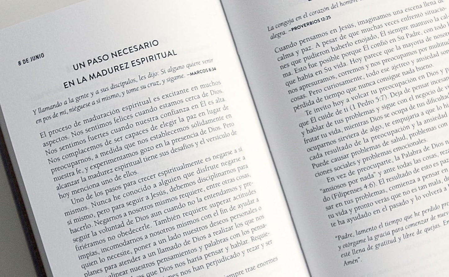 Fortaleza para cada día: 365 devocionales para que todos los días sean un gran día