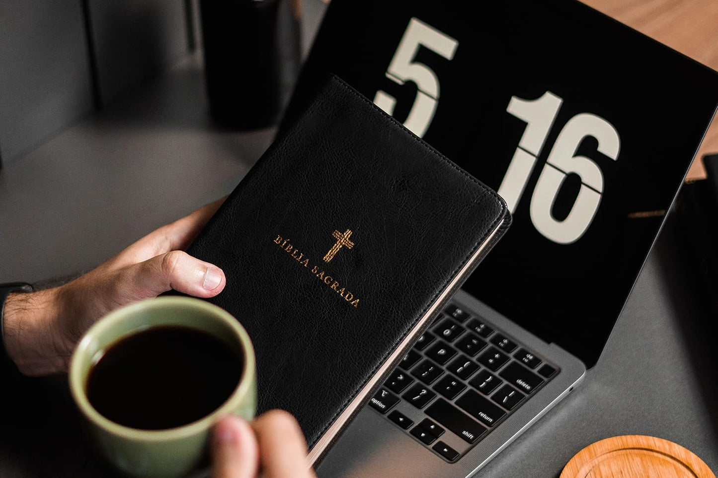 Bíblia Sagrada | NVI | Leitura Perfeita | Capa Luxo Preta