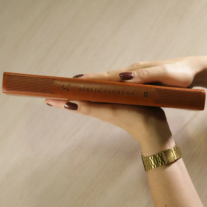 Bíblia Slim Filament | NVT | Letra Grande | Capa Couro Sintético Marrom