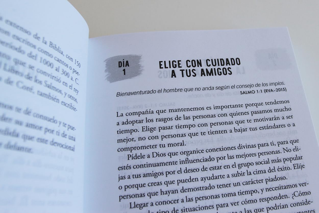 Devocionales diarios de los salmos | 365 reflexiones para todos los días