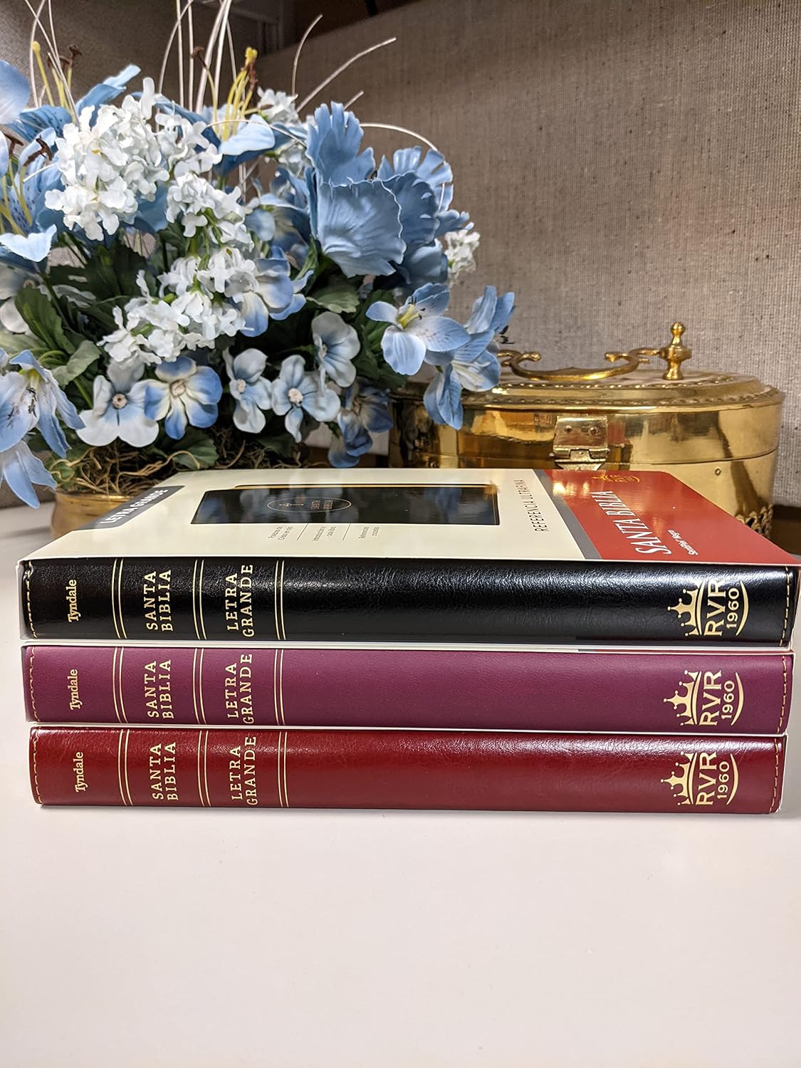 Santa Biblia | RVR 1960 | Ultrafina | Letra grande | Negra | Edición de referencia