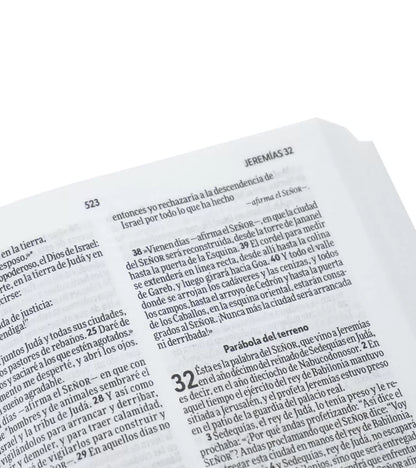 Biblia Ultrafina | Nueva Versión Internacional | Tapa Rústica Crema/Flores